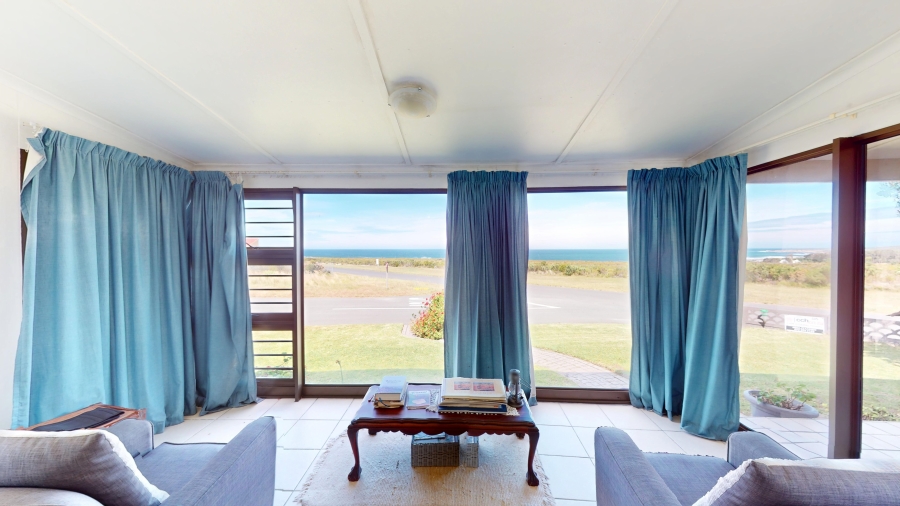 3 Bedroom Property for Sale in Palmiet Western Cape